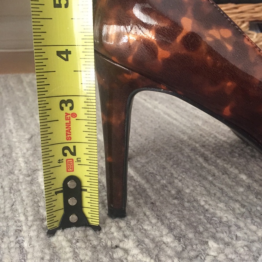 C. Wonder patent tortoise platform pump - Picture 4 of 7